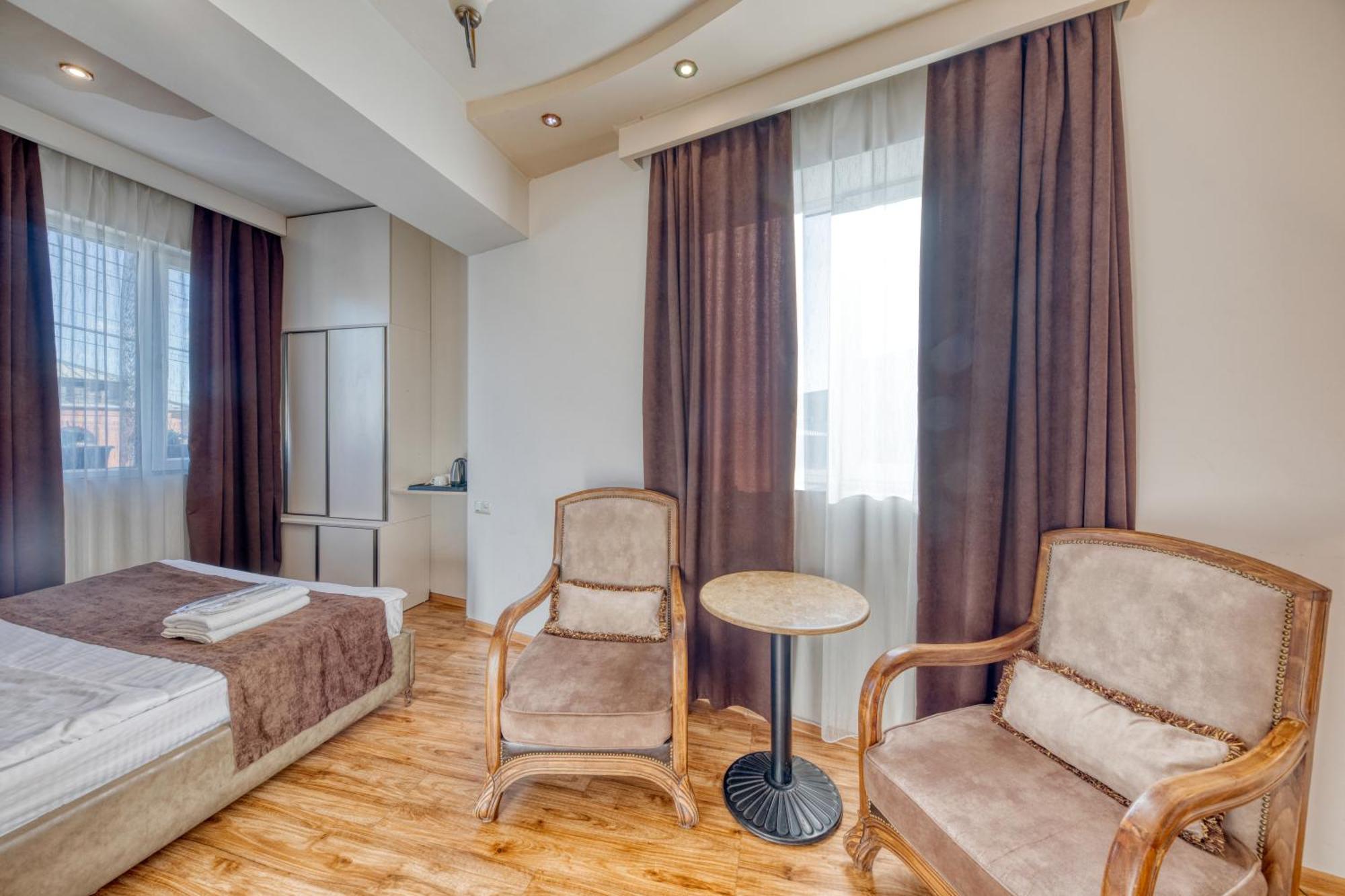 Aleppo Hotel Jerevan Exteriér fotografie